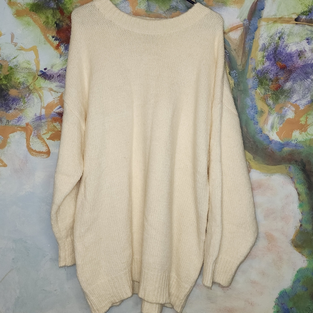 Vintage-Inspired White Oversized Long Sleeve Sweater